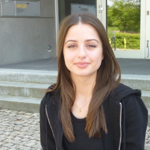 BM-Sara_1_Zuschnitt Sara Ceko